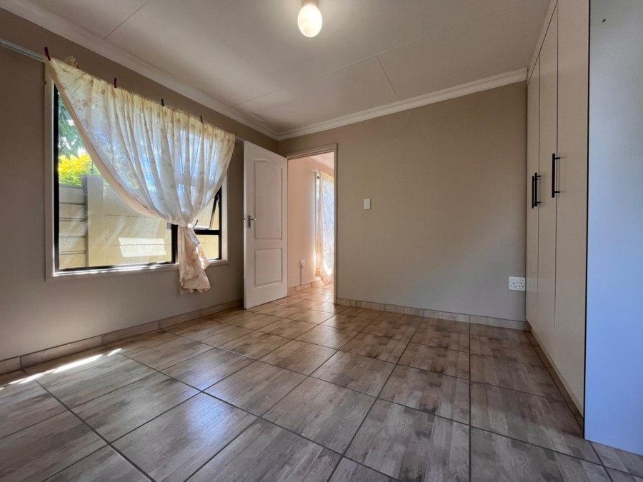 3 Bedroom Property for Sale in Geelhoutpark North West